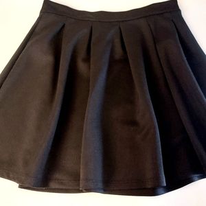 2/$15 Ardene Black Pleated Skirt